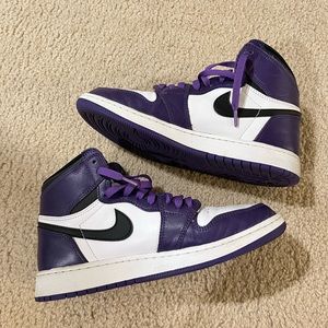 Jordan 1 Court Purple (GS 7, Women 8.5)